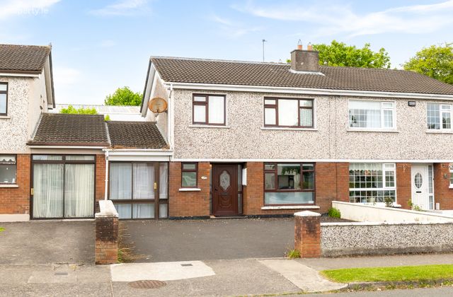 1a Moorefield Park, Newbridge, Co. Kildare, Newbridge, Co. Kildare - Click to view photos