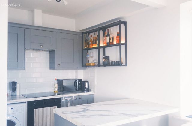 Apartment 30, The Mill, Weaver's Square, Dublin 8 - Click to view photos