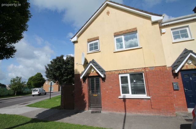 1 College Court, College Manor, Cobh, Co. Cork - Click to view photos