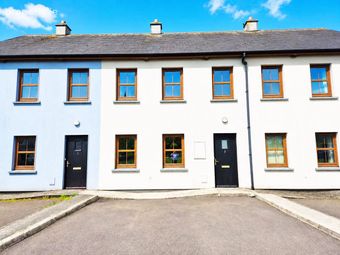 2 Church View, Enniskeane, Co. Cork - Image 2