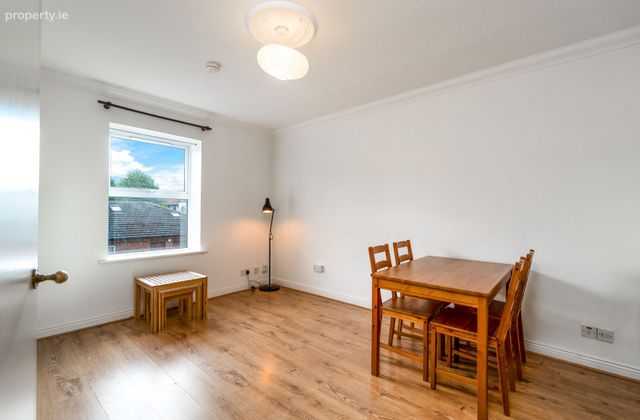 Grafton Hall, Aungier Street, Dublin 2 - Click to view photos