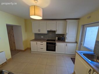19 Maryville, Main Street, Ballinacurra, Ballynacorra, Co. Cork - Image 2