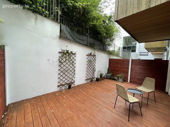 The Courtyard, Woodville, Glanmire, Co. Cork - Image 5
