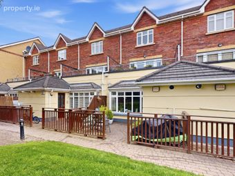 17 Collegefort, Castleknock, Dublin 15 - Image 2