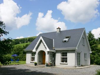 Galtee Cottages, Skeheenarinky, Mitchelstown, Cahi, Cahir, Co. Tipperary