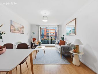300 The Argyle, Custom House Harbour Apartments, IFSC, Dublin 1 - Image 4
