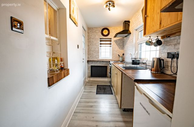Tinode, Streete, Boherquill, Co. Westmeath - Click to view photos