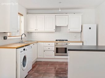 20 Johnsbridge Walk, Lucan, Co. Dublin, Lucan, Co. Dublin - Image 4