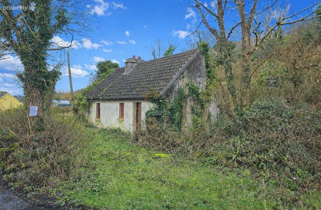 Gleninagh, Ballyvaughan, Co. Clare, Ballyvaughan, Co. Clare - Click to view photos