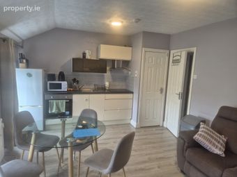Apartment 3, 6 Rosefield Terrace, Blackrock, Co. Cork - Image 2
