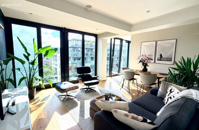 2br Apartment, The Marker Residences, Grand Canal Dock, Dublin 2 - Click to view photos