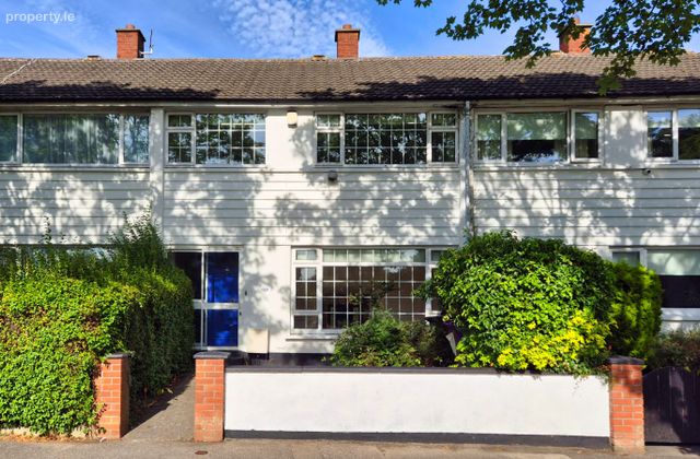 38 Bayside Boulevard North, Sutton, Dublin 13 - Click to view photos