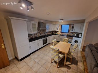 Apartment 2, Loughview, Station Road, Omeath, Dund, Omeath, Co. Louth