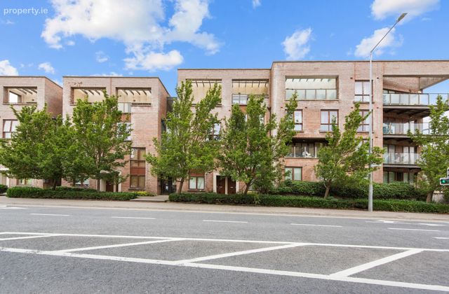 84 Adamstown Avenue, Adamstown, Co. Dublin, Adamstown, Co. Dublin - Click to view photos
