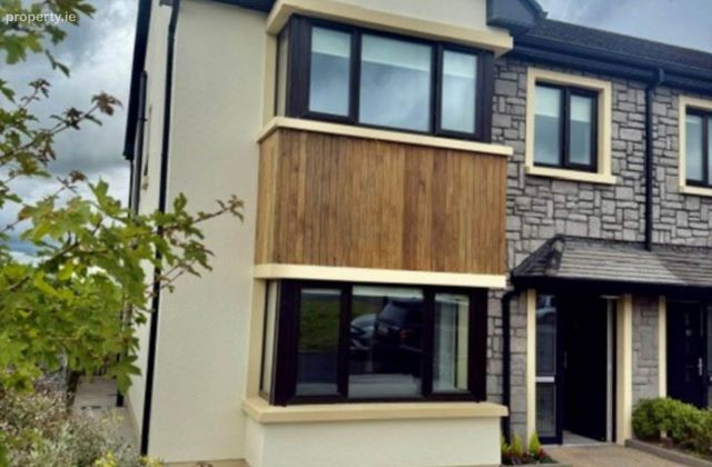 81 Carraig Mor, Loughrea, Co. Galway, Loughrea, Co. Galway - Click to view photos