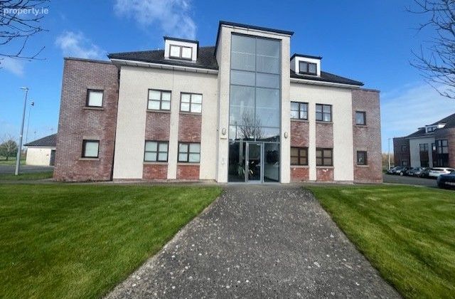 164 Ath Lethan, Racecourse Road, Dundalk, Co. Louth - Click to view photos