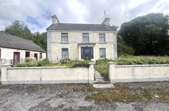 Killour, The Neale, Ballinrobe, Co. Mayo - Click to view photos