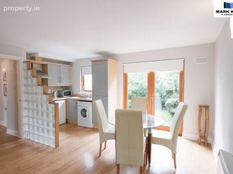 12 Hunters Avenue, Hunters Wood, Ballycullen, Dublin 24 - Image 2