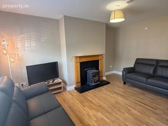 24 Hunters Avenue, Castlegrange, Waterford City Centre, Co. Waterford - Image 4