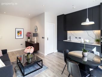 Apartment 2, Lock Gate 4, Charlemont Lane, Dublin 2 - Image 3