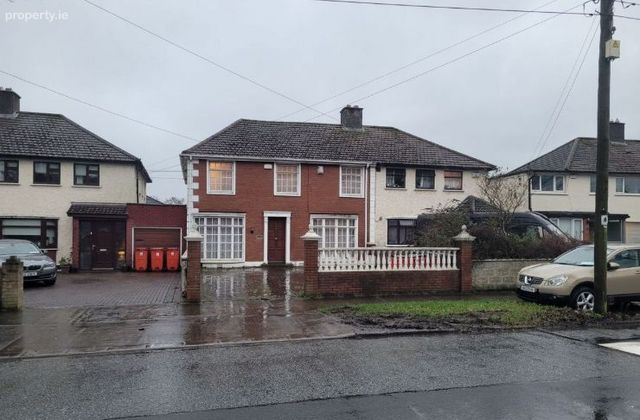 74 Shanliss Road, Whitehall, Dublin 9 - Click to view photos
