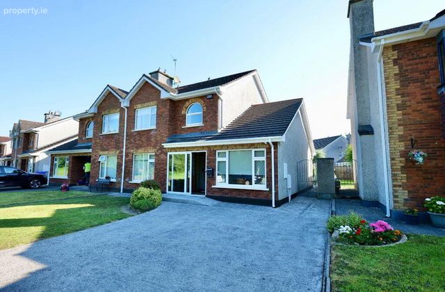16 Meadow Vale, Charleville, Co. Cork, Charleville, Co. Cork - Click to view photos