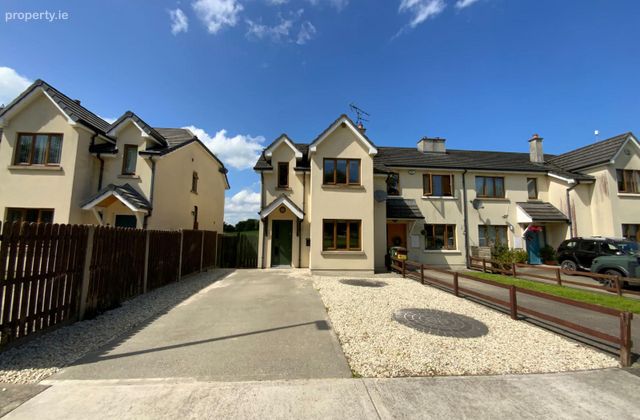 25 Chapel View, Louth, Co. Louth - Click to view photos