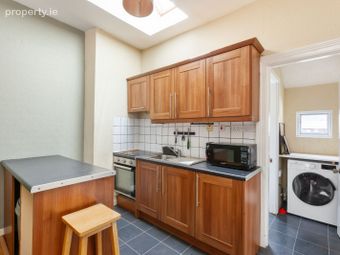 75 Cabra Park, Phibsborough, Dublin 7 - Image 2