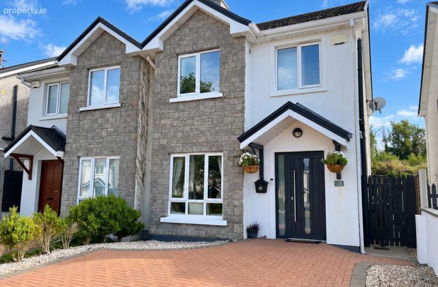 28 Ashbrook, Collooney, Co. Sligo - Click to view photos