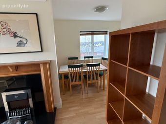 Apartment 331, Block 4, Gracepark Manor, Swords Ro, Drumcondra, Dublin 9 - Image 4