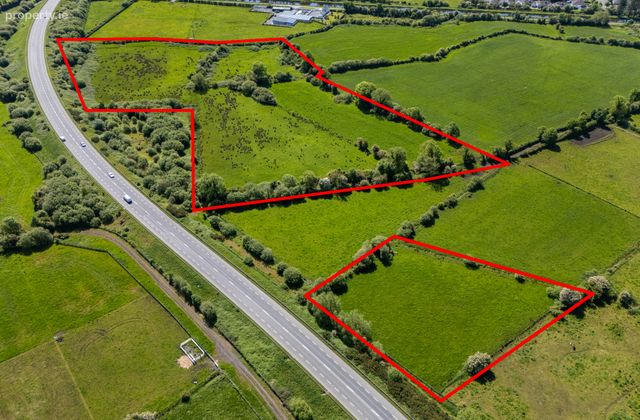 Land At Puttaghaun, Tullamore, Co. Offaly, Tullamore, Co. Offaly - Click to view photos