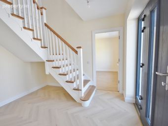 14 Hawthorn Drive, Listowel, Co. Kerry - Image 2