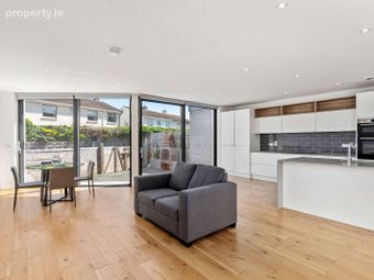 15 Grange Terrace, Deansgrange Road, Blackrock, Co Dublin, Blackrock, Co. Dublin - Image 2