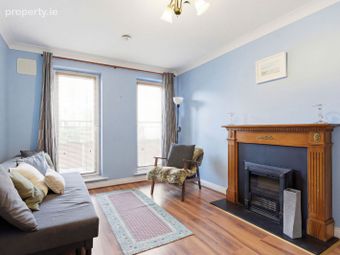 Apartment 83, Newmarket Square, Christchurch, Dublin 8 - Image 3