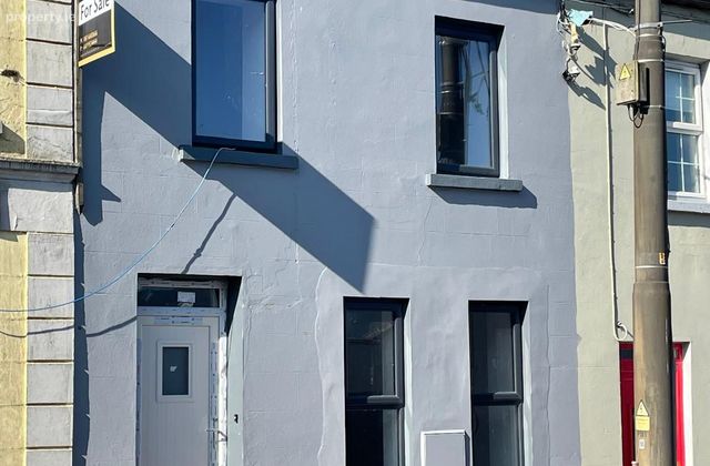 12 Upper Bridge Street, Belturbet, Co. Cavan - Click to view photos