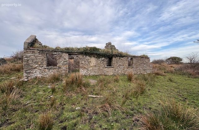 Feagreen, Lahinch, Co. Clare - Click to view photos