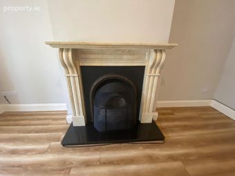 25 Clarkes Wood, Mount Oval Village, Rochestown, Co. Cork - Image 5