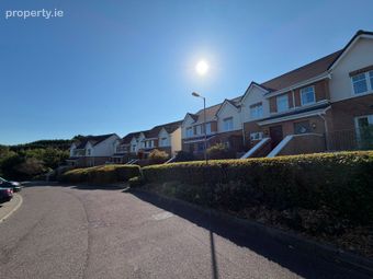 19 The Crescent, Harbour Heights, Passage West, Co. Cork