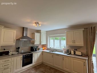 5 Chancery Park Avenue, Tullamore, Tullamore, Co. Offaly - Image 4