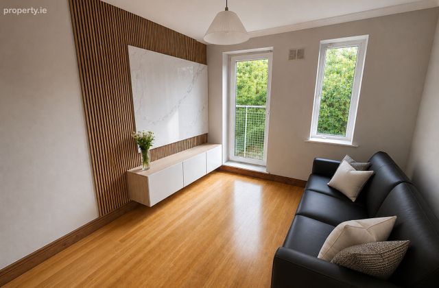 Newmarket Square, Wards Hill, Dublin 8, Dublin 8 - Click to view photos