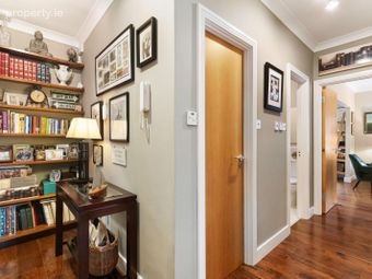 Apartment 30, Block B, Altamont Hall, Stoney Road, Dundrum, Dublin 14 - Image 3