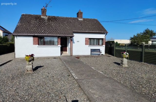 The Cottage, Dunmahon, Knockbridge, Co. Louth - Click to view photos