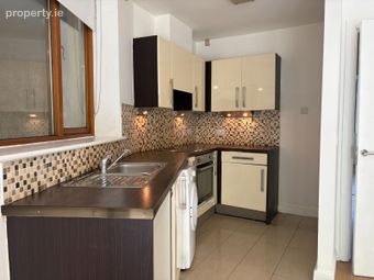 5 Doonbeg House, Clare Village, Clarehall, Dublin 17 - Image 4