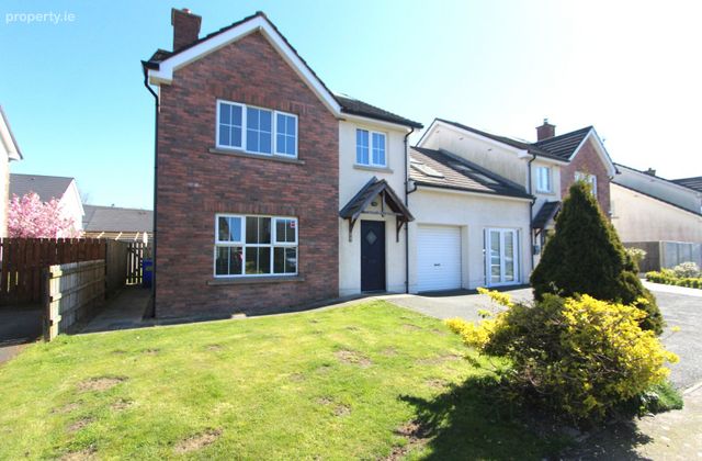 47 Coil Darach, Castleblayney, Co. Monaghan - Click to view photos