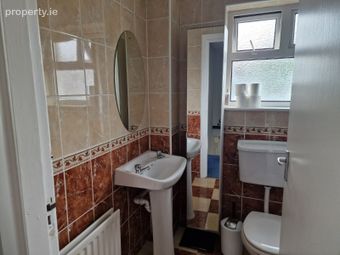 Castlelawn Heights, Headford Road, Galway, Jordan's Island, Co. Galway - Image 2