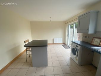 34 Croke Gardens, Thurles, Co. Tipperary - Image 4