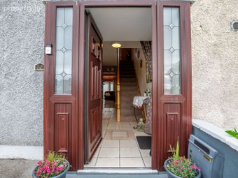72 Monivea Park, Ballybane, Co. Galway - Image 2