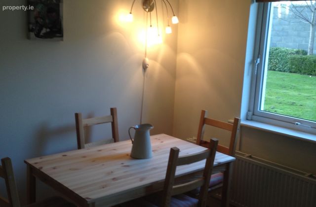 Holywell Grove, Swords, Co. Dublin - Click to view photos