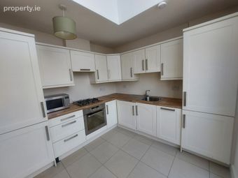 11 Bridgefield Place, Curraheen Road, Bishopstown, Co. Cork - Image 3