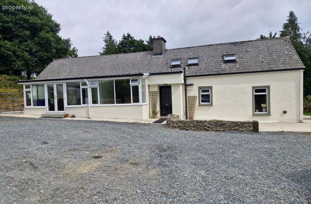 The Height, Ballinglen, Tinahely, Co. Wicklow - Click to view photos